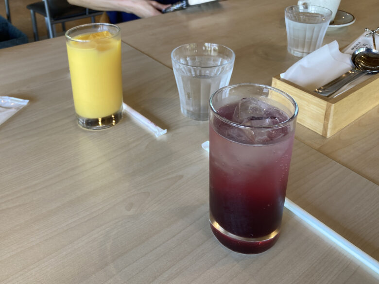 山ぶどうソーダ